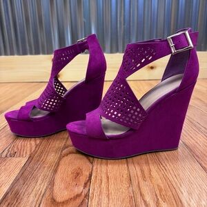 Bamboo Fuschia Wedge Sandals